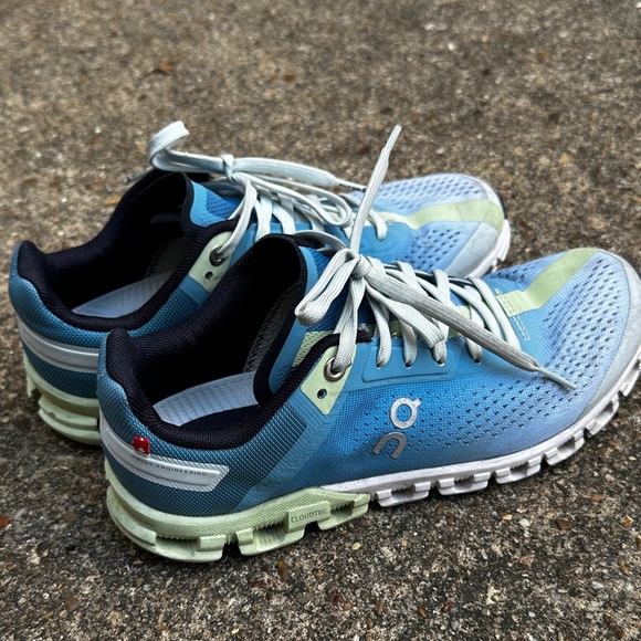 On Running Cloudflow 3 Niagara Meadow Size 6 Tennis Shoes - Picture 8 of 9